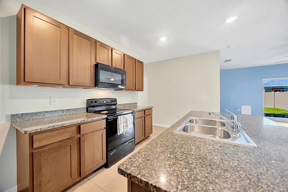 Linda Urban 16105 Tuscandy Hillside Rd Rental-6