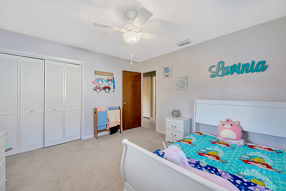 McKenzie 106 Crestview Dr.-13