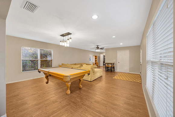 Leeann Sack 15040 Lake Magdalene Blvd.-47