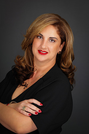Vested HR Lisa Headshot-4