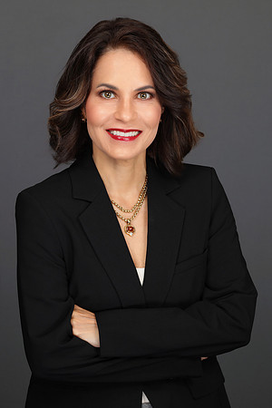 Maria Munoz Headshots-2