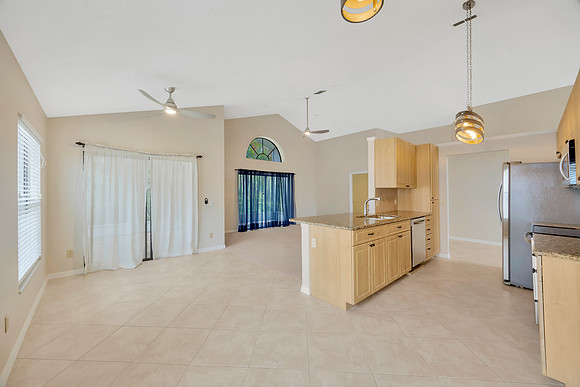 Heather Moore 10926 Kenmore Dr.-15