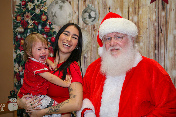 Mickey Keenan Pictures with Santa 2024-46
