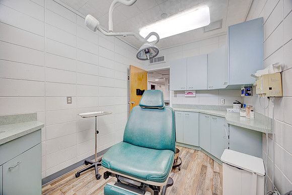 Suncoast Skin Leesburg Location 8