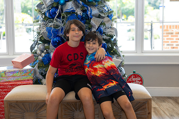 Grand Hampton Christmas 2024-54