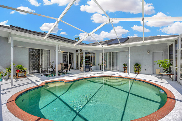 Candy Updated 22725 Arborglen Ct-10