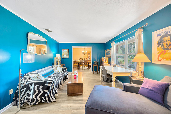 McKenzie 616 Greenbriar Dr.-16