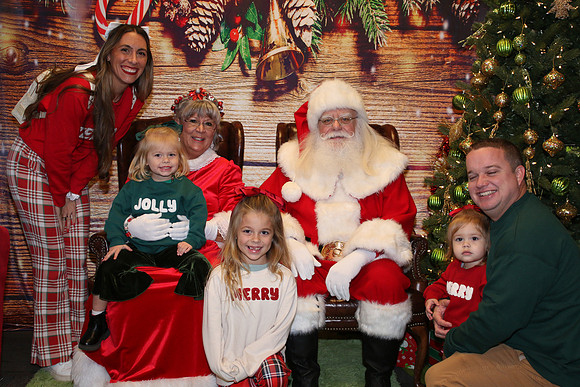 Hunters Green Christmas 2024-3