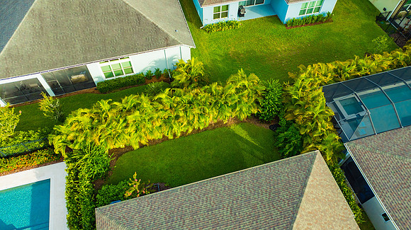 Linda Urban 16563 Courtyard Loop-5