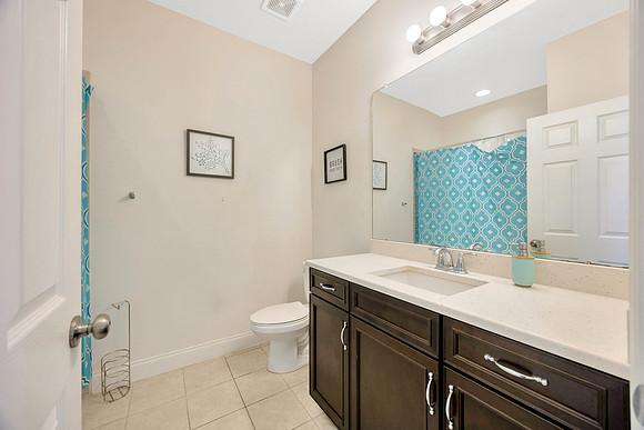 Leeann 9091 Spruce Creek Cir-30