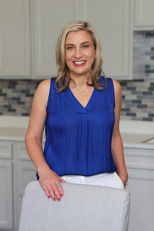 Mary Dorey Headshots-16