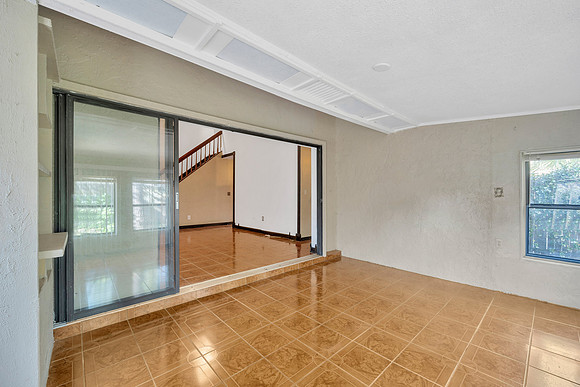Sean Comito 10322 Turkey Oak Dr-10