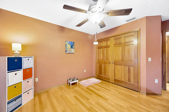 Linda Urban 11 Sycamore Ct. W-25