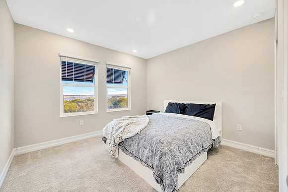 Dev 5351 Bridge St. Unit 100-40