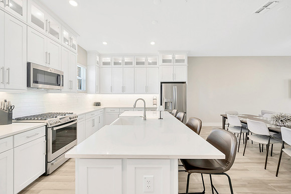 Dev 5351 Bridge St. Unit 100-18