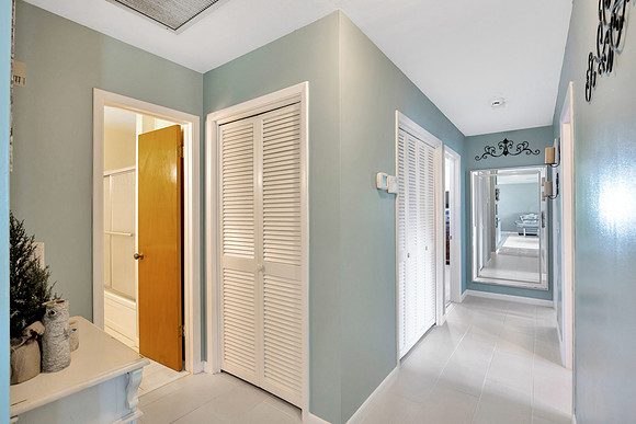 McKenzie 106 Crestview Dr.-9