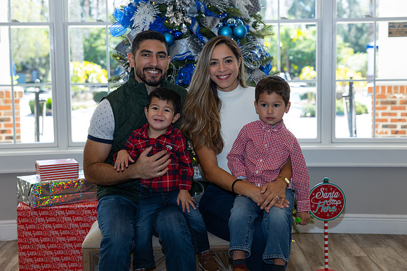 Grand Hampton Christmas 2024-44