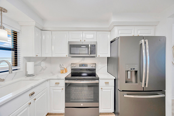 Amanda TRG 1270 Gulf Blvd. #2004-20