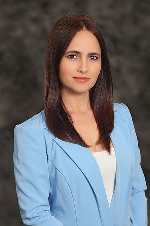 Ines Perez 4