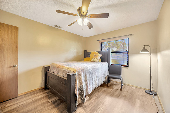 Tyler Carpenter 37404 Orange Valley Ln-22