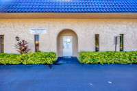 Suncoast Skin 6499 38th Ave N St Petersburg-7