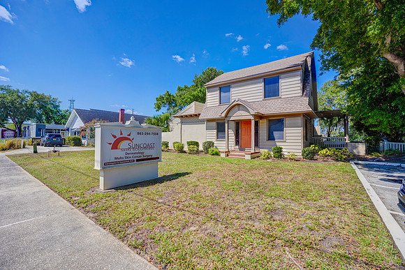 Suncoast Skin Winter Haven Location-15