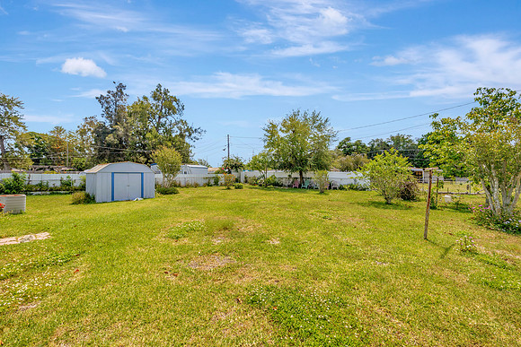 Leeann Sack 6005 Francis Dr.-27