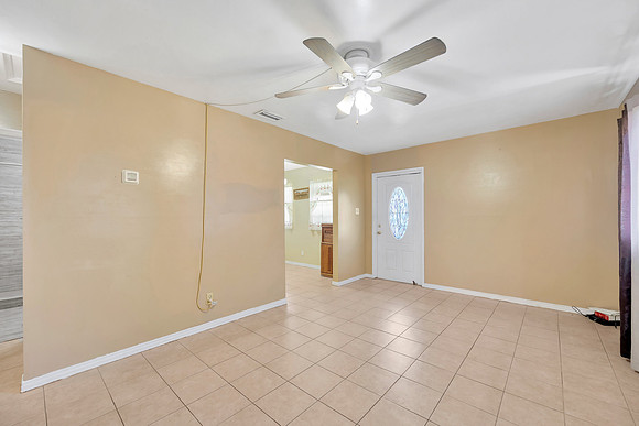 Leeann Sack 6005 Francis Dr.-12