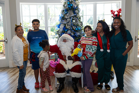 Grand Hampton Christmas 2024-86