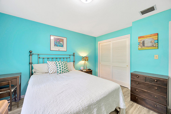 McKenzie 616 Greenbriar Dr.-8