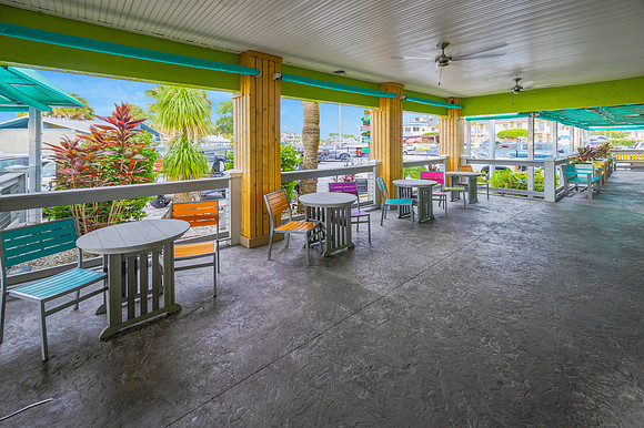 Sams Beach Bar Evening-18