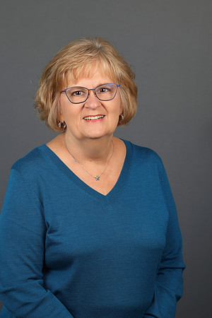 Susan Vignone25