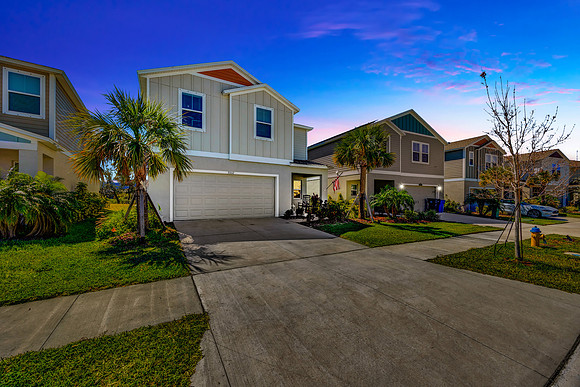 Kristen Hutchings 5532 Summer Sunset Dr. Twilight-1