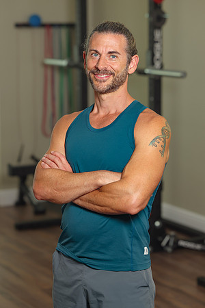 Brian Larris Marketing Portraits-6