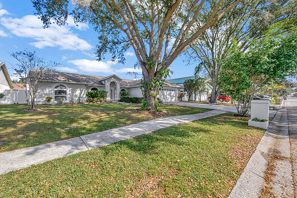 Lynn Davis 1414 Monte Lake Dr.-43