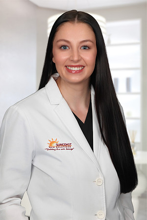 Hannah Henry Headshot Office Background 1