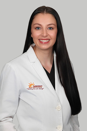 Hannah Henry Headshot Gray Background 1
