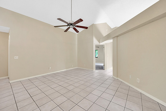 Brownlee Group 4304 Barret Ave-12