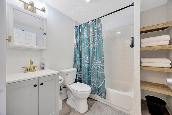 Shayla Vrandenburgh 1215 New Orleans Ave. Short Term Rental-39